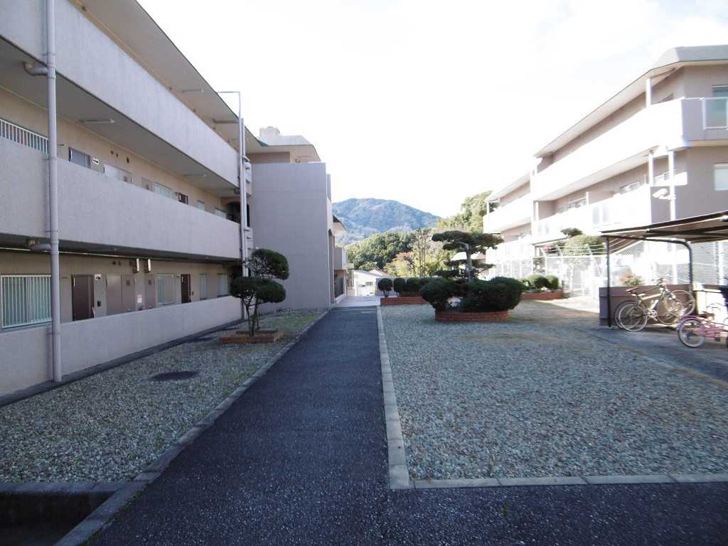 ��ˎs���4���ځA�}���V�����A��˃��b�c�n�E�X�E�ʐ^1