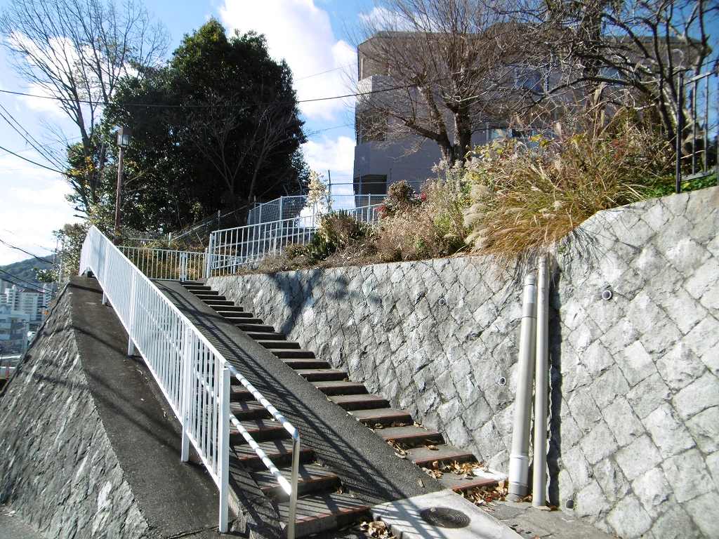 ��ˎs���4���ځA�}���V�����A��˃��b�c�n�E�X�E�ʐ^1